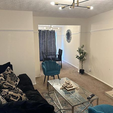 3 Bedroom Apartment Close To Manchester City Stadium And Coop Live Exterior foto