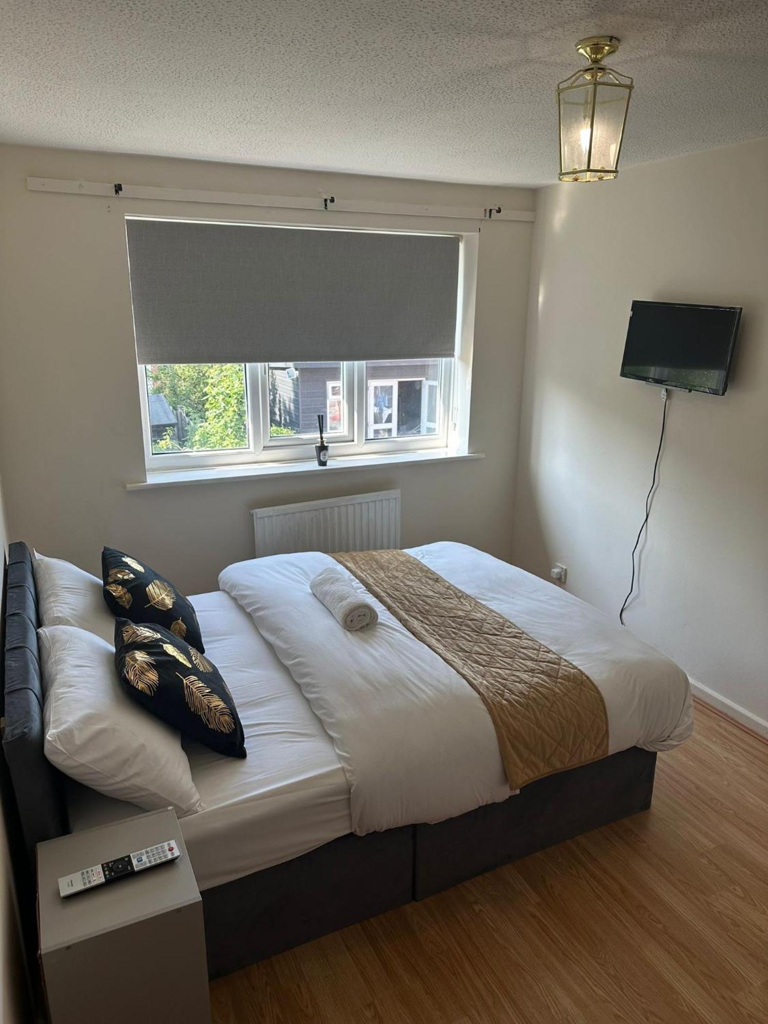 3 Bedroom Apartment Close To Manchester City Stadium And Coop Live Exterior foto